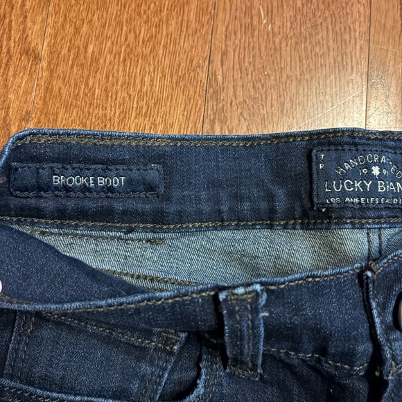Lucky Brand Indigo Denim Bootcut Jeans. Size 00 - waist 24” - Picture 3 of 7